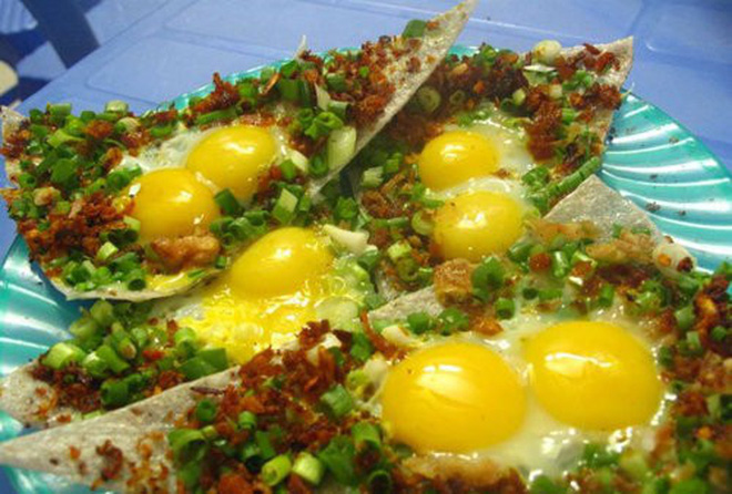 Ẩm thực Quy Nhơn: Hàng lọat món ăn vặt vừa rẻ vừa độc ở Quy Nhơn