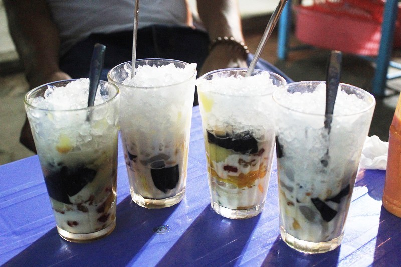 Ẩm thực Quy Nhơn: Hàng lọat món ăn vặt vừa rẻ vừa độc ở Quy Nhơn