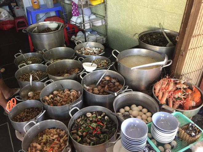 Ẩm thực Quy Nhơn: Hàng lọat món ăn vặt vừa rẻ vừa độc ở Quy Nhơn