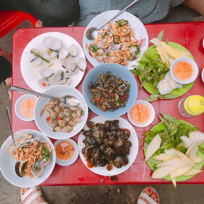 Ẩm thực Quy Nhơn: Hàng lọat món ăn vặt vừa rẻ vừa độc ở Quy Nhơn
